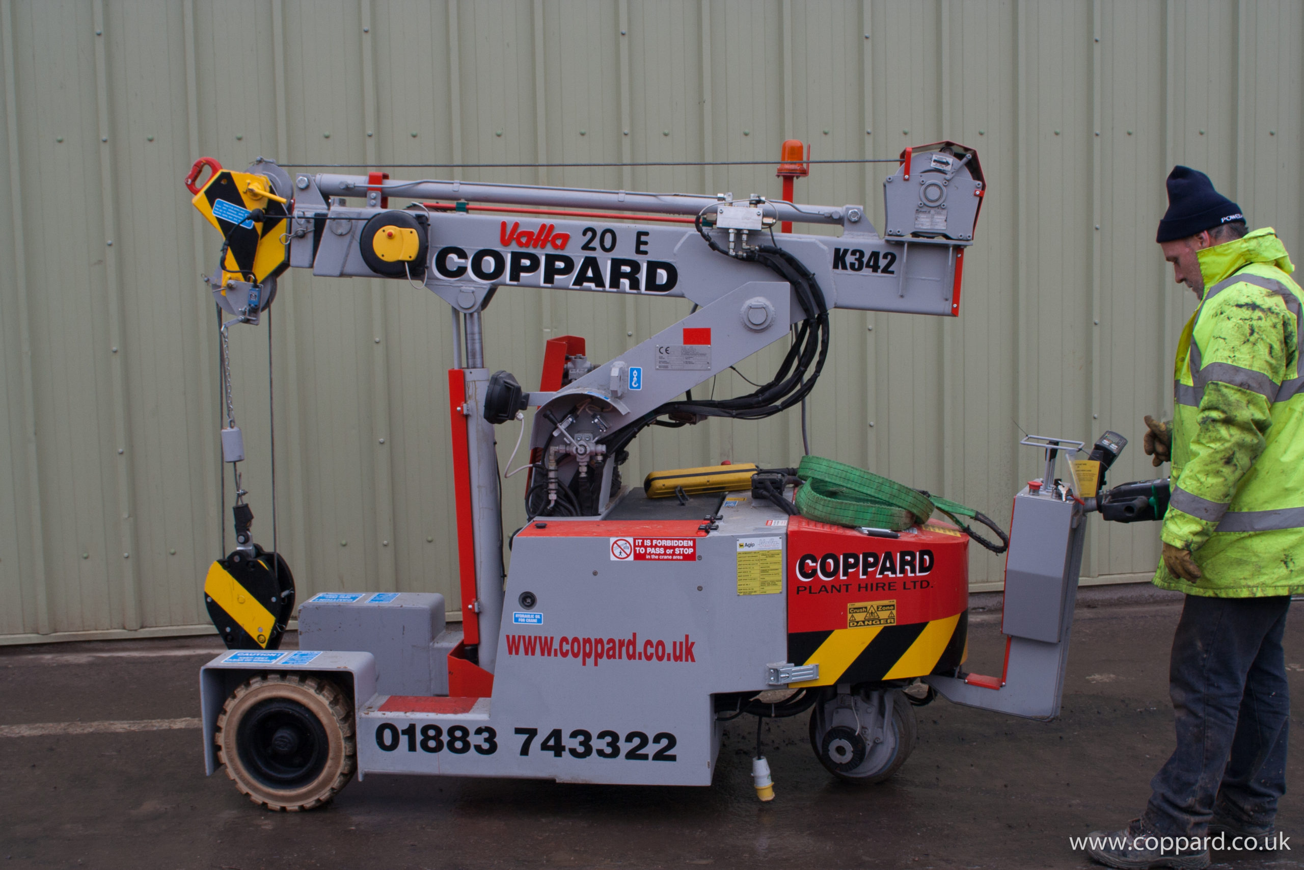 Valla 20E mobile battery operated crane