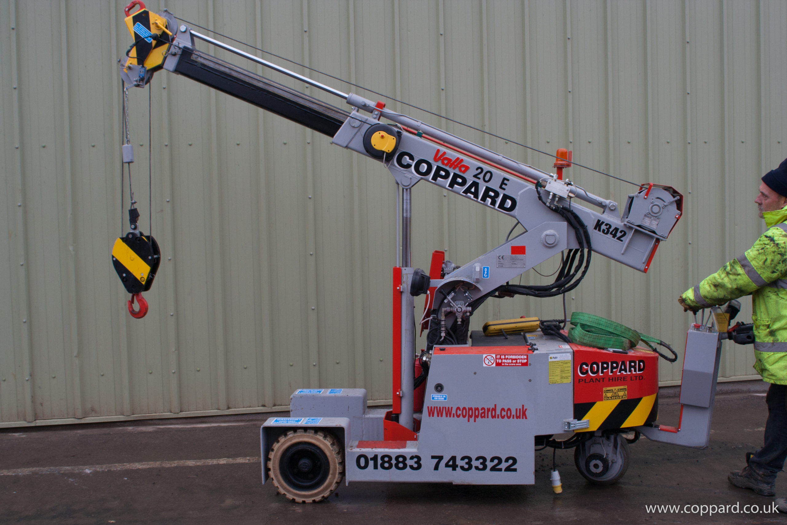 Valla 20E mobile battery operated crane - Image 2