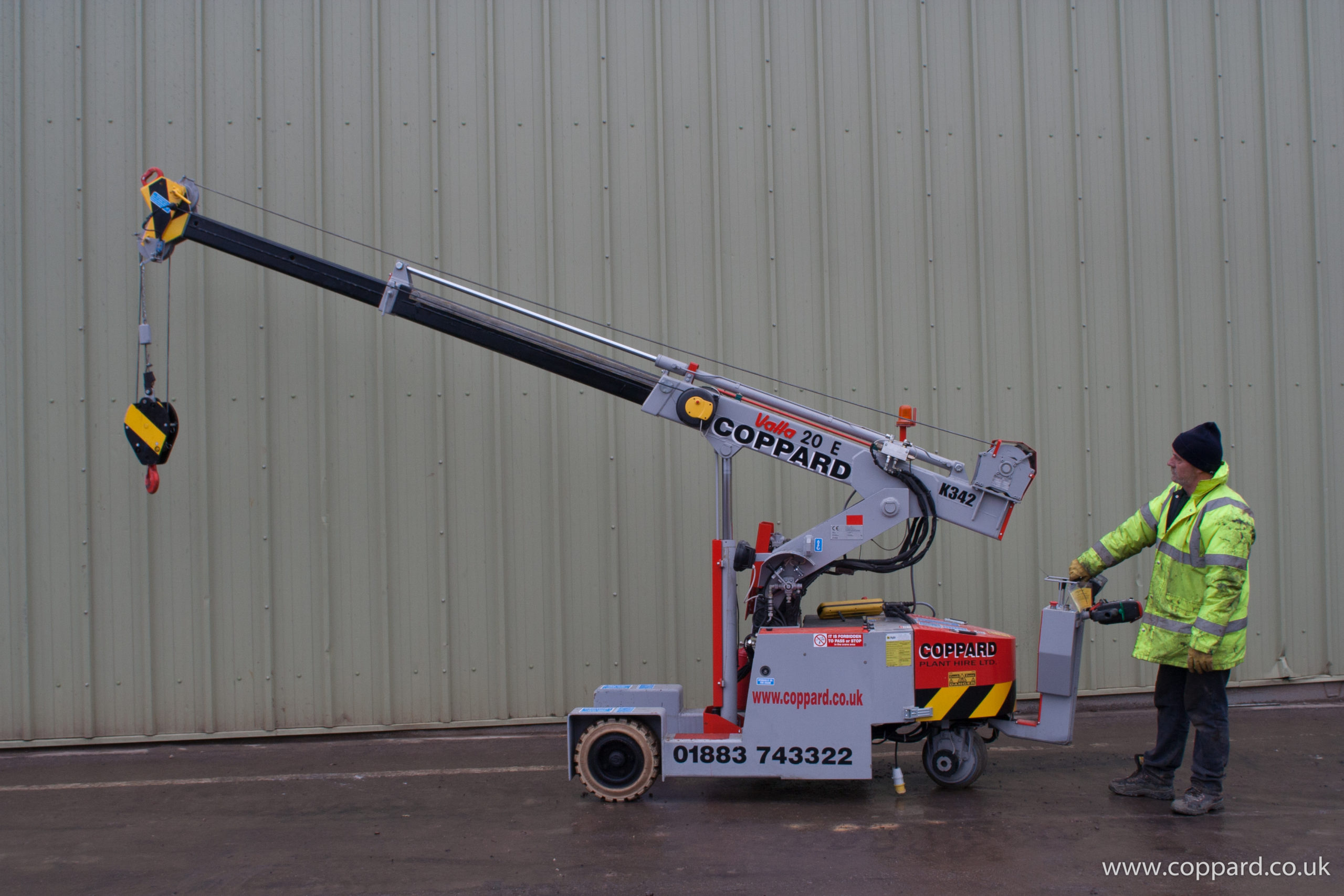 Valla 20E mobile battery operated crane - Image 4