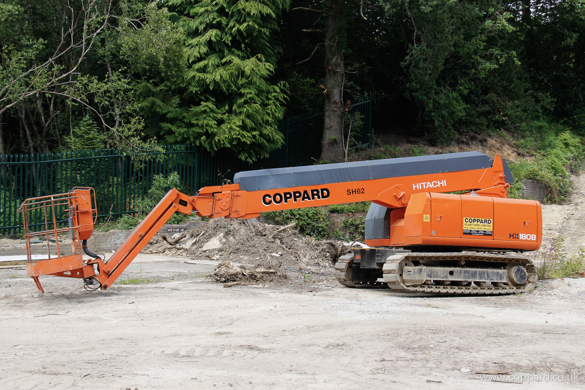 Hitachi HX180B-2