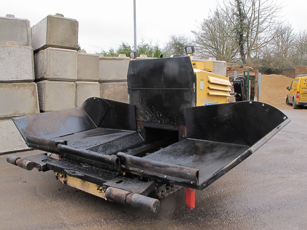 Telescreed Paver- Mini Tracked - Demag DF40C with 1 operators - Image 4